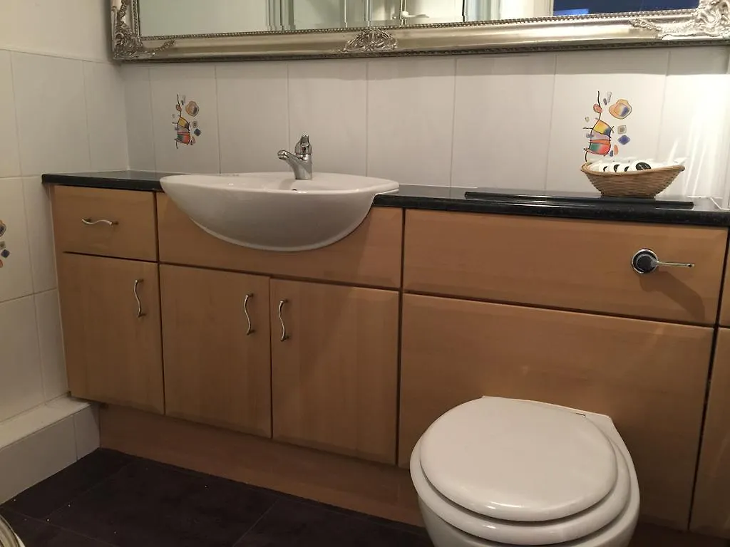 Lochrin Apartments By Edinburgh City Apartments